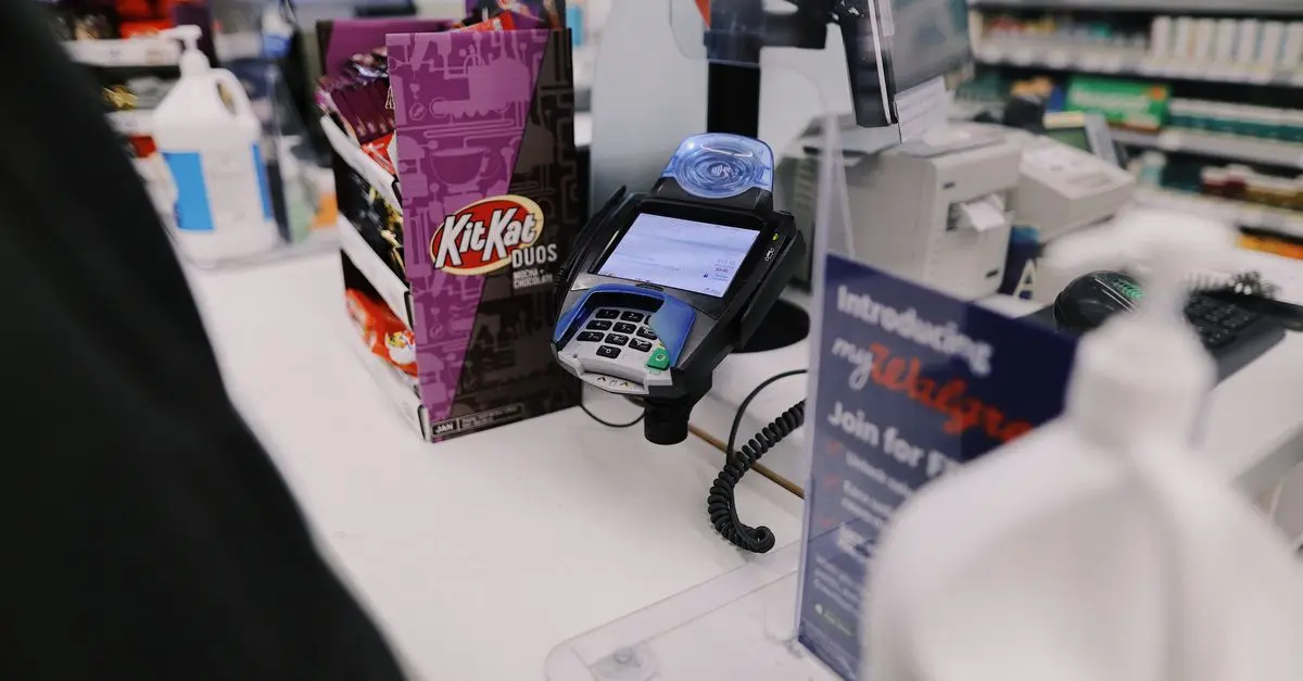 Comment bien utiliser les applications de cashback en boutique express