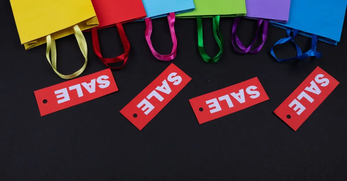 Comment repérer les meilleures affaires en boutique express ?